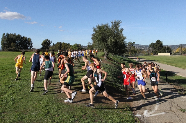 NCS XC D1 Boys-033.JPG - 2009 North Coast Section Cross Country Championships, Hayward High School, Hayward, California